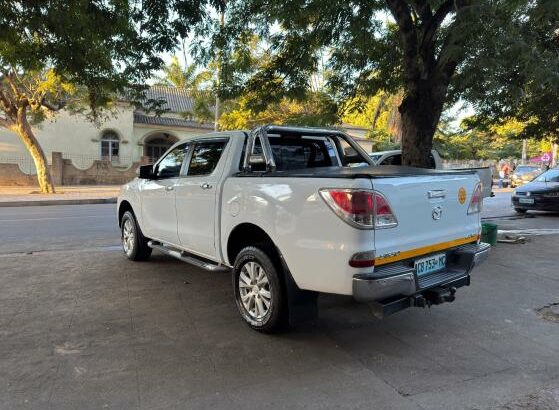 MAZDA | BT-50 | 2013 | AUTOMÁTICA | 3.2 | 4×4