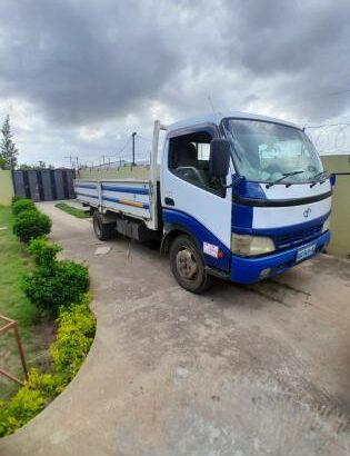 TOYOTA | DYNA | MANUAL | 4 TONELADAS 🎁