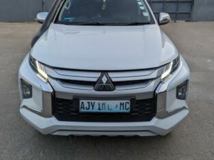 Mistubisho Triton 2020 Comprado no Agente