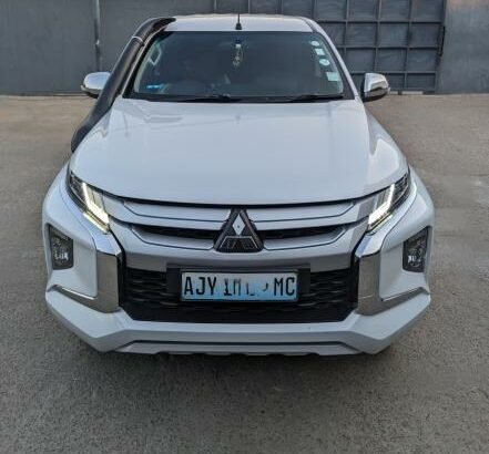 Mistubisho Triton 2020 Comprado no Agente