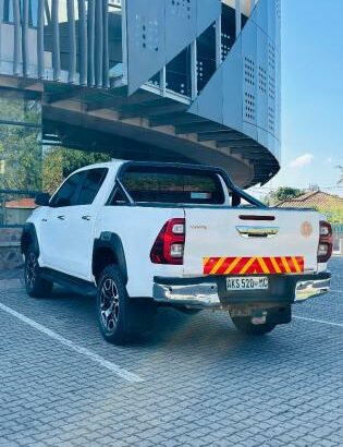 TOYOTA | HILUX GD-6 | 2021 | MANUAL | 4×4 🎁