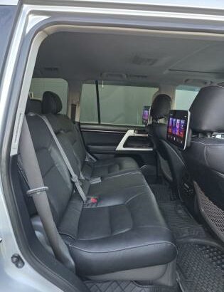 Toyota | Land Cruiser VX | 2012 | Diesel | Recém-importada 🎁