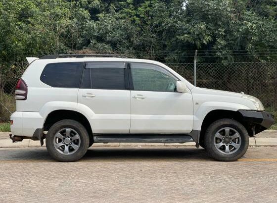 Toyota Land Cruiser Prado TX 2004