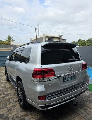 Toyota | Land Cruiser VX | 2013 | Diesel | 4×4 | Recém-importada 🎁