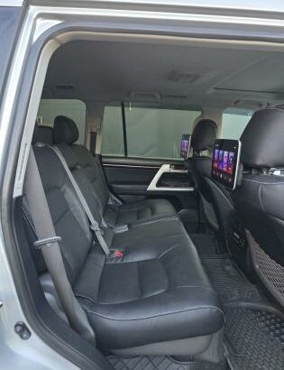 Toyota | Land Cruiser VX | 2013 | Diesel | 4×4 | Recém-importada 🎁