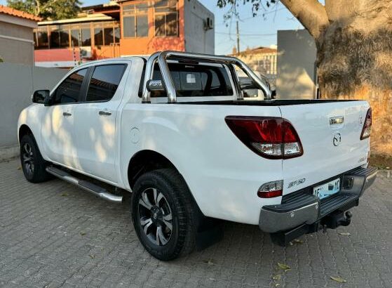 MAZDA | BT-50 | 2014 | AUTOMÁTICA | 3.2 | 4×4