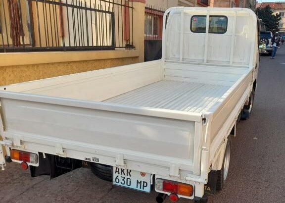 Toyota | Toyoace | 2kd | 4WD | Recém-importada