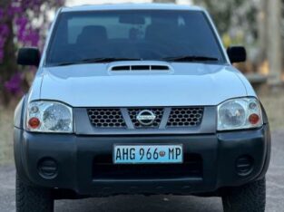 NISSAN | HARDBODY NP300 | 2020 | 2.5 | 4×4 🎁