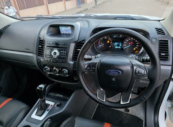 Ford | Ranger Wildtrak | 2015 | Recém-importada