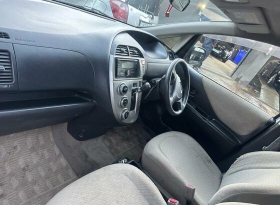 Toyota | Ractis | Automático | 1.3 🚘 🎁