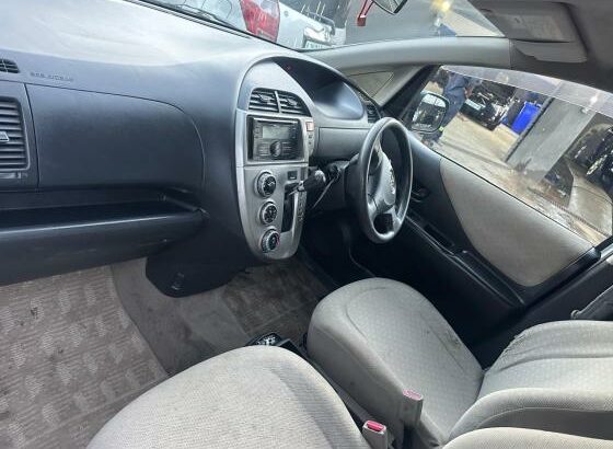 Toyota | Ractis | Automático | 1.3 🚘 🎁