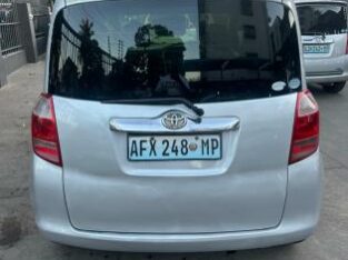 Toyota | Ractis | Automático | 1.3 🚘 🎁