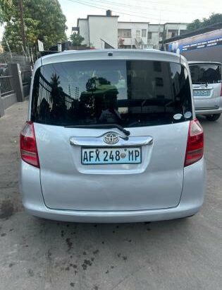 Toyota | Ractis | Automático | 1.3 🚘 🎁