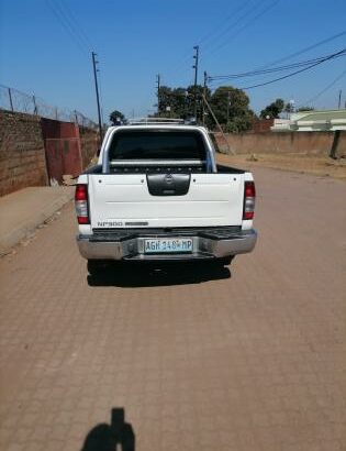 Nissan | Hardbody NP300 | 2019 | Manual | 4×4