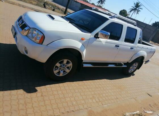 Nissan | Hardbody NP300 | 2019 | Manual | 4×4