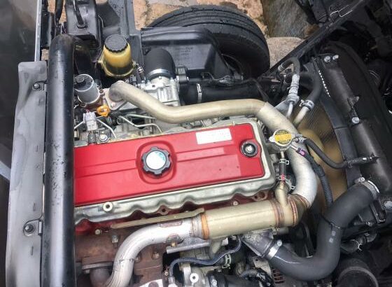 Toyota | Hino Dutro com contentor | Recém-importada 🎁