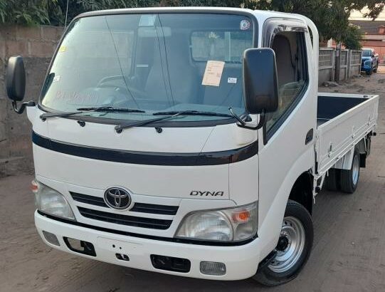 Toyota | Dyna | Automática | Recém-importada 🎁