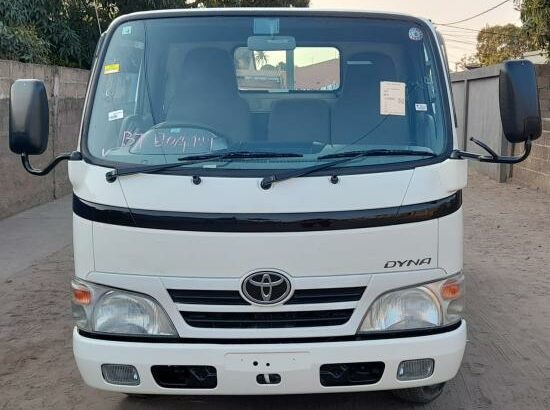 Toyota | Dyna | Automática | Recém-importada 🎁