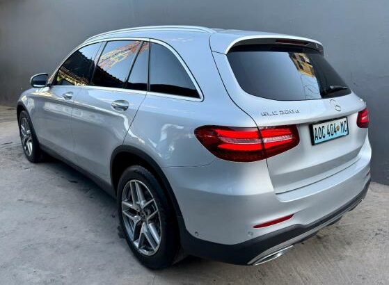 Mercedes-Benz | GLC 220d 4MATIC | 2018 | Recém-importado 🎁