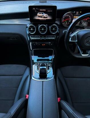 Mercedes-Benz | GLC 220d 4MATIC | 2018 | Recém-importado 🎁