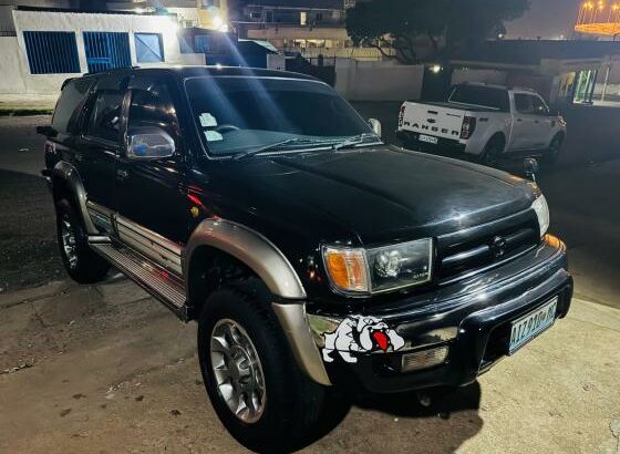Toyota | Hilux Surf | Automática | 2.7 | Gasolina | 4×4