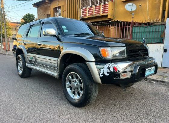 Toyota | Hilux Surf | Automática | 2.7 | Gasolina | 4×4
