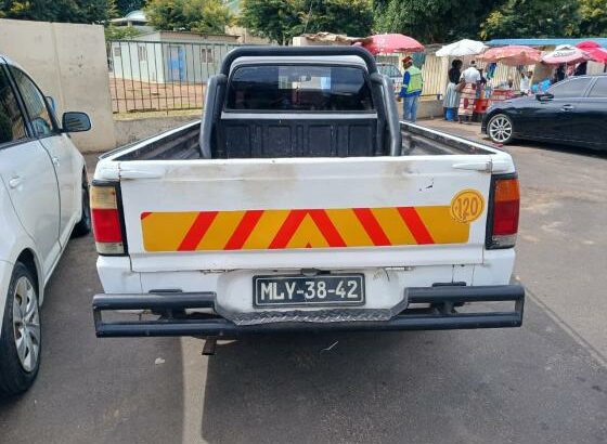 Ford | Courier | Manual | Cabine simples | 2.0 | 4×4