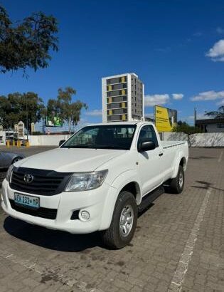 Toyota | Hilux D-4D | 2014 | Cabine simples | 4×4