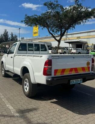 Toyota | Hilux D-4D | 2014 | Cabine simples | 4×4