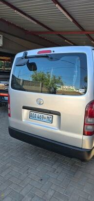 Toyota | Hiace Quantum | Manual | Recém-importado 🚌