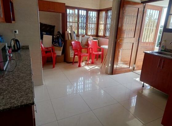 Vende-se este apartamento, tipo2 no bairro da Coop