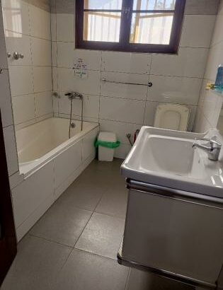 Vende-se este apartamento, tipo2 no bairro da Coop
