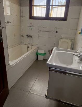 Vende-se este apartamento, tipo2 no bairro da Coop