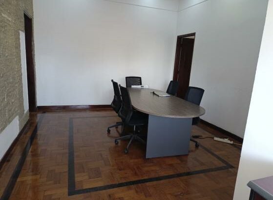 Vende-se este apartamento, tipo2 no bairro da Coop