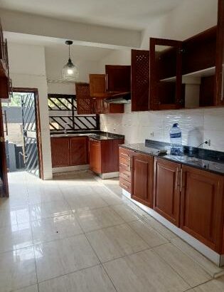 Arrenda-se Moradia Duplex, tipo3 no bairro de laulane Dona Alice