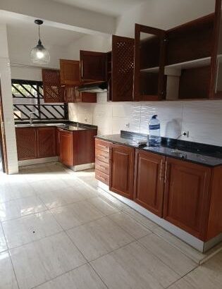 Arrenda-se Moradia Duplex, tipo3 no bairro de laulane Dona Alice