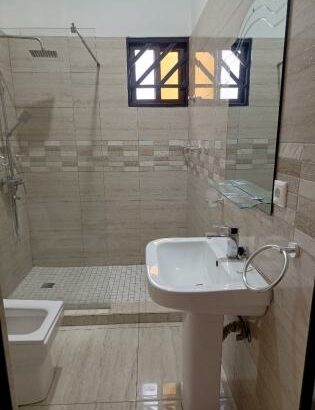 Arrenda-se Moradia Duplex, tipo3 no bairro de laulane Dona Alice