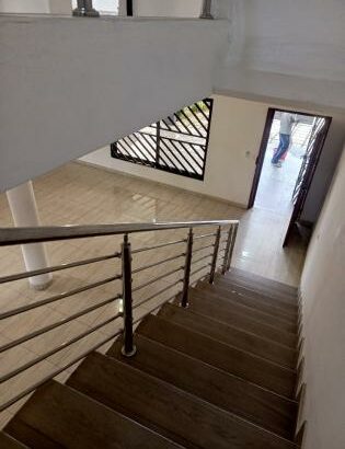 Arrenda-se Moradia Duplex, tipo3 no bairro de laulane Dona Alice