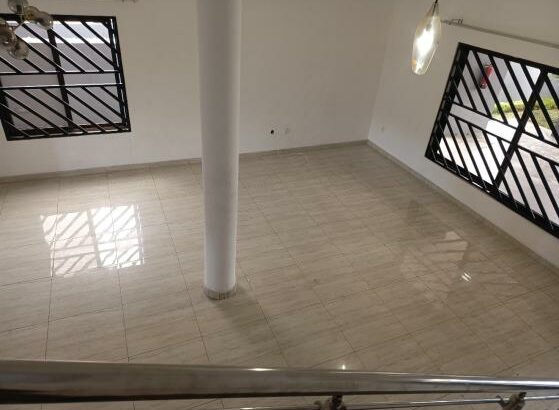 Arrenda-se Moradia Duplex, tipo3 no bairro de laulane Dona Alice