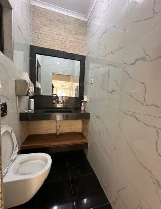 Vende-se Moradia, tipo4 no bairro da costa do sol triunfo velho