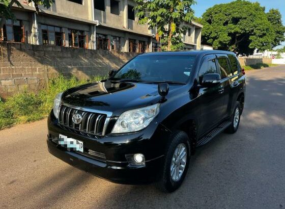 Toyota Land Cruiser prado 2010 Comprado no Agente Toyota de Moçambique