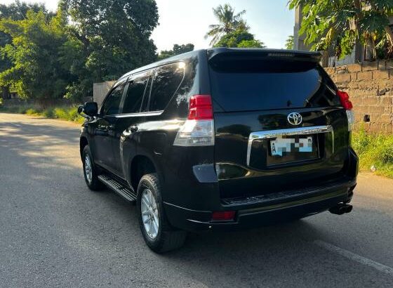 Toyota Land Cruiser prado 2010 Comprado no Agente Toyota de Moçambique
