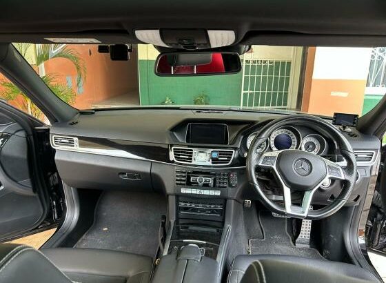 Mercedes Benz E- 250 Class 2016 Recém importado
