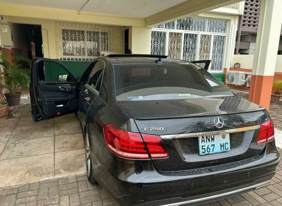 Mercedes Benz E- 250 Class 2016 Recém importado