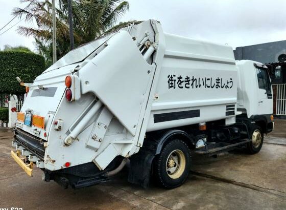 Hino Ranger Garbage Truck”Lixo”