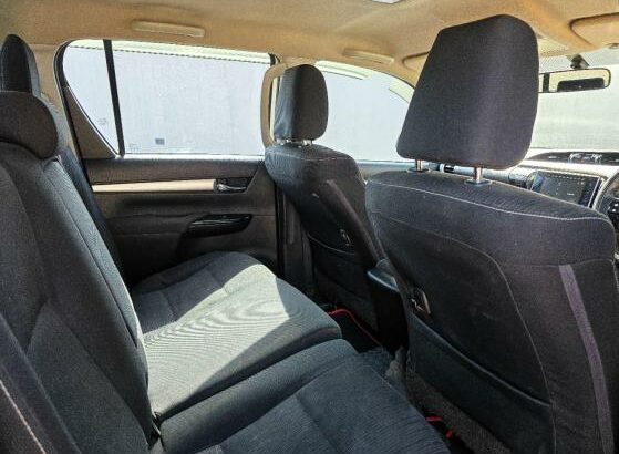 recém chegado Toyota Hilux gd6