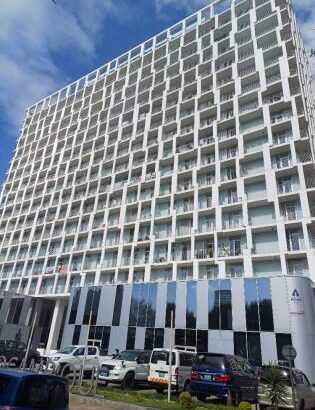 Arrenda se apartamento novo luxuoso e mobilado tipo 2 no condomínio Olympic terrace na polana cimento