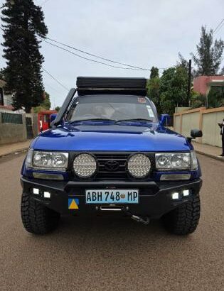 landcruiser vx limied