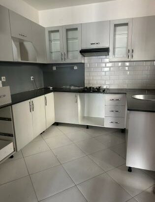 Arrenda se moradia nova duplex tipo 3 com suite mais 2wc no condomínio casa jovem no bairro Costa do sol