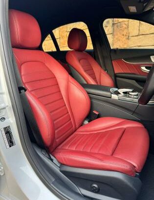 recém importado Mercedes Benz c250